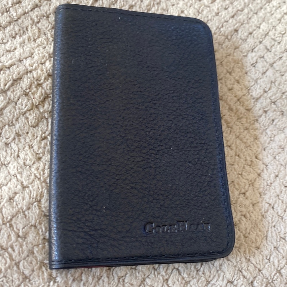 Cole Hann credit card case